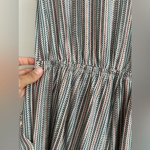 𝅺BCBGENERATION “Canyon Clay” Printed Shorts Romper - Picture 10 of 12